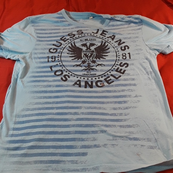 2 Guess Tshirts Sz. Med. - Picture 3 of 8